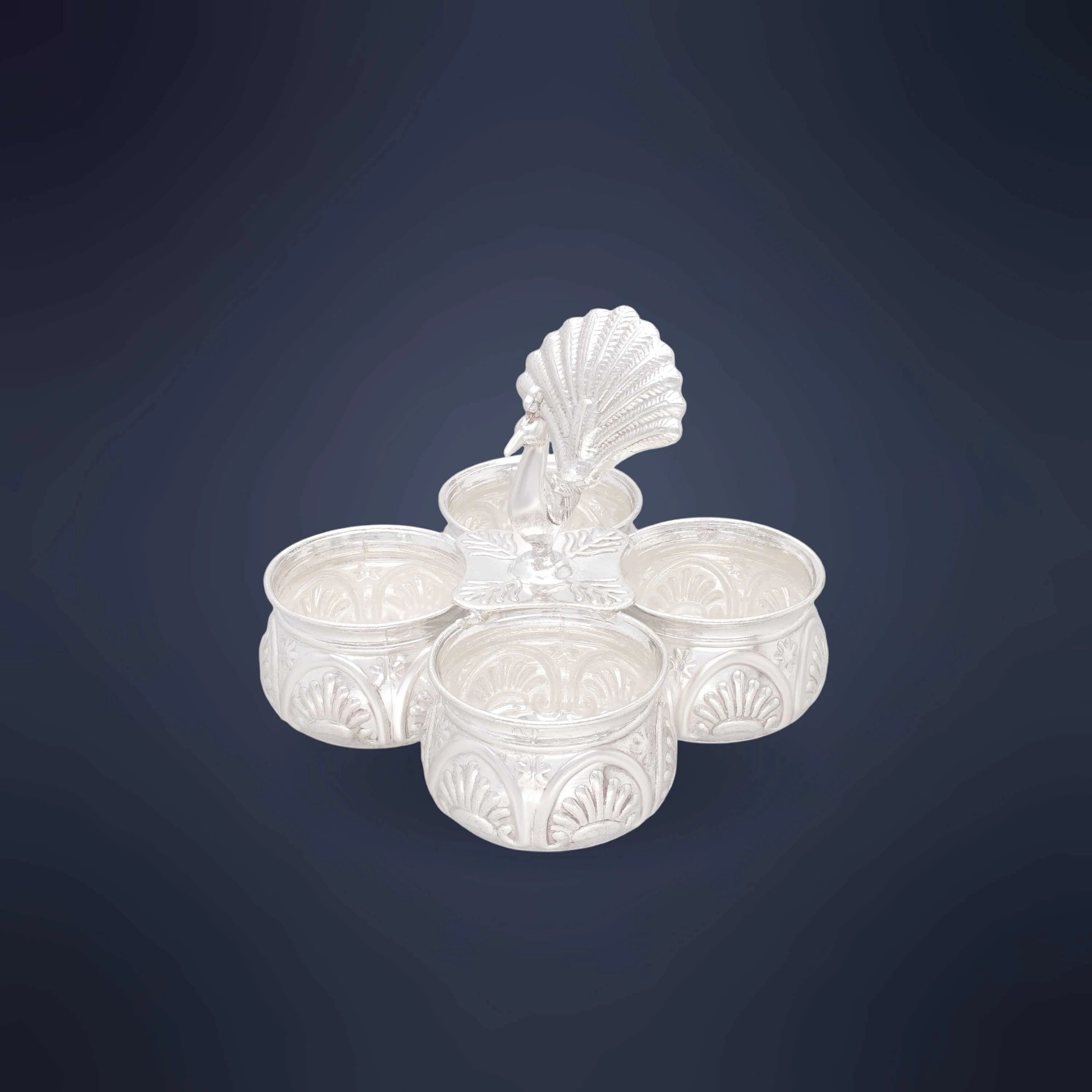 Classic Finely Detailed And Crafted Silver Kumkum Box