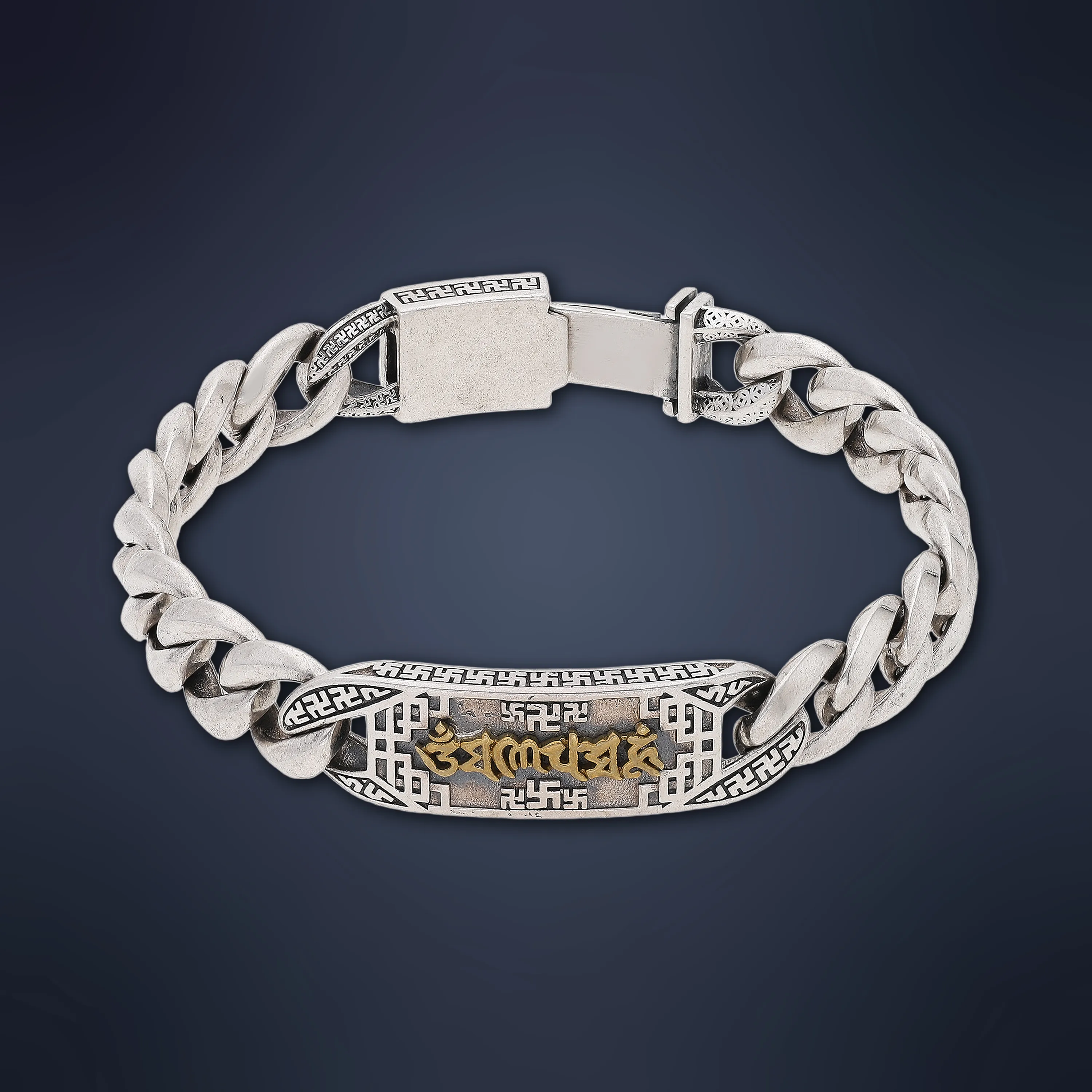 Antique Finished And Detailed Silver Bracelet