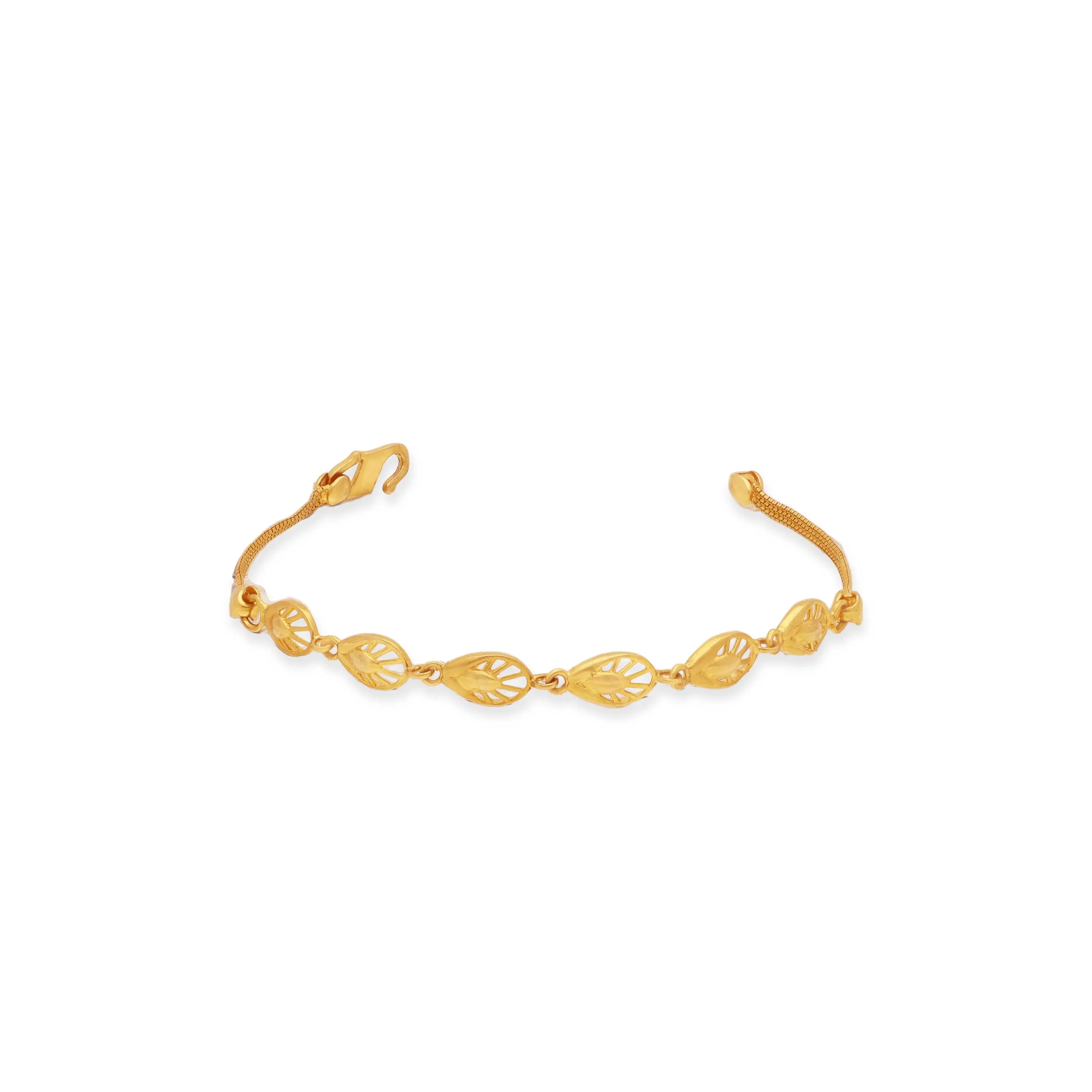Casual Wear Finely Detailed And Crafted 22KT Gold Bracelet For Women