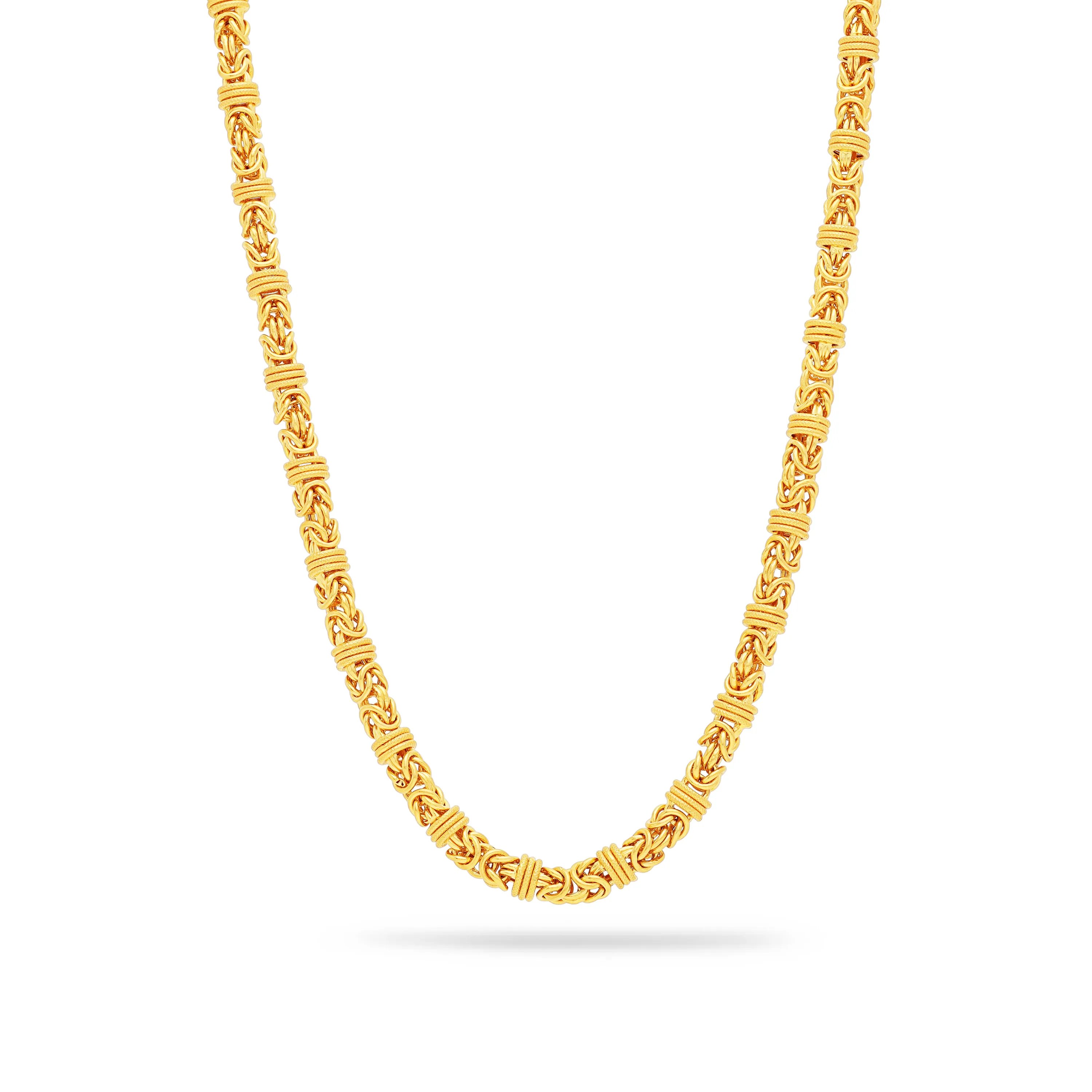 Classic Finely Detailed And Crafted 22KT Gold Chain