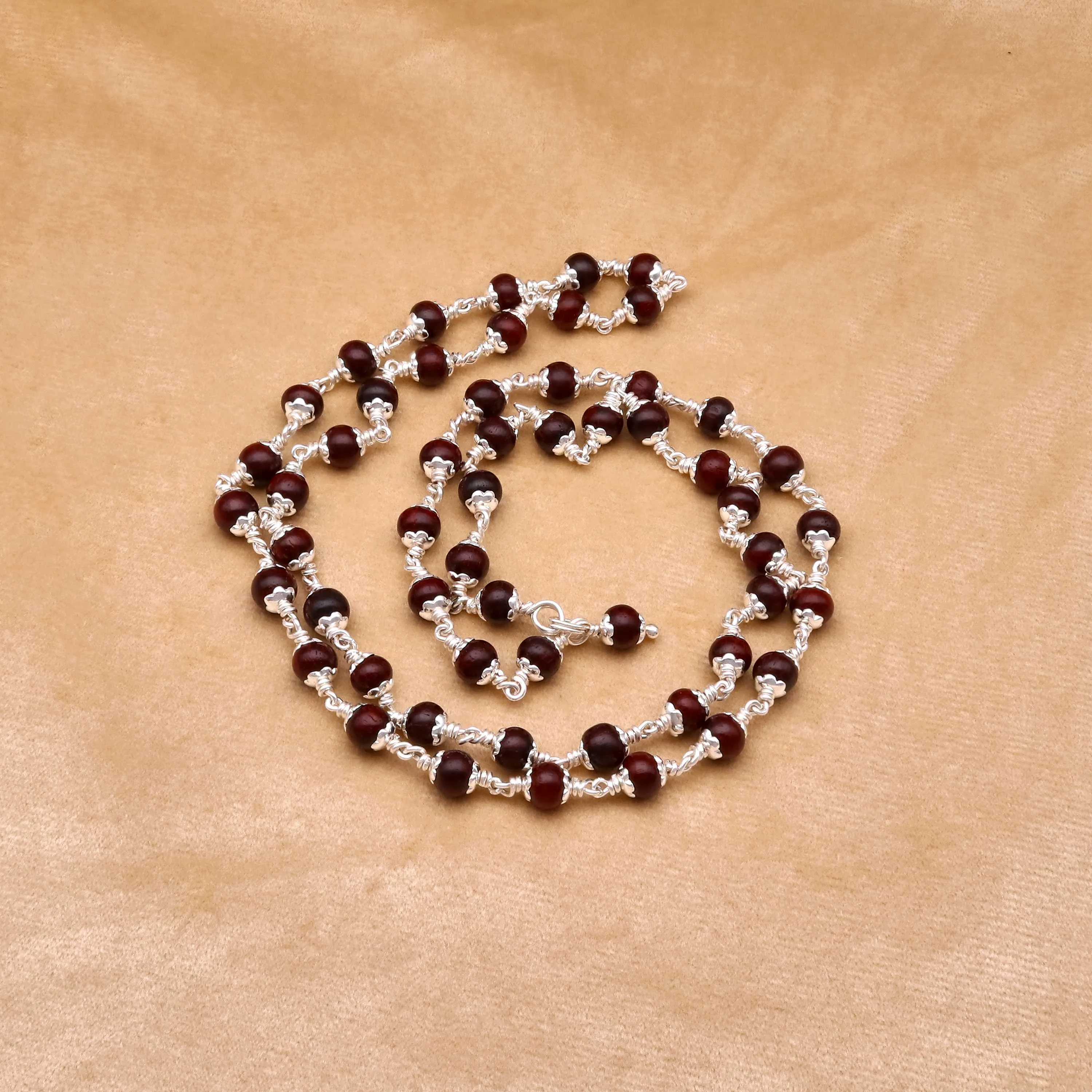 Divine Casual Wear Silver Capped Red Sandal Mala