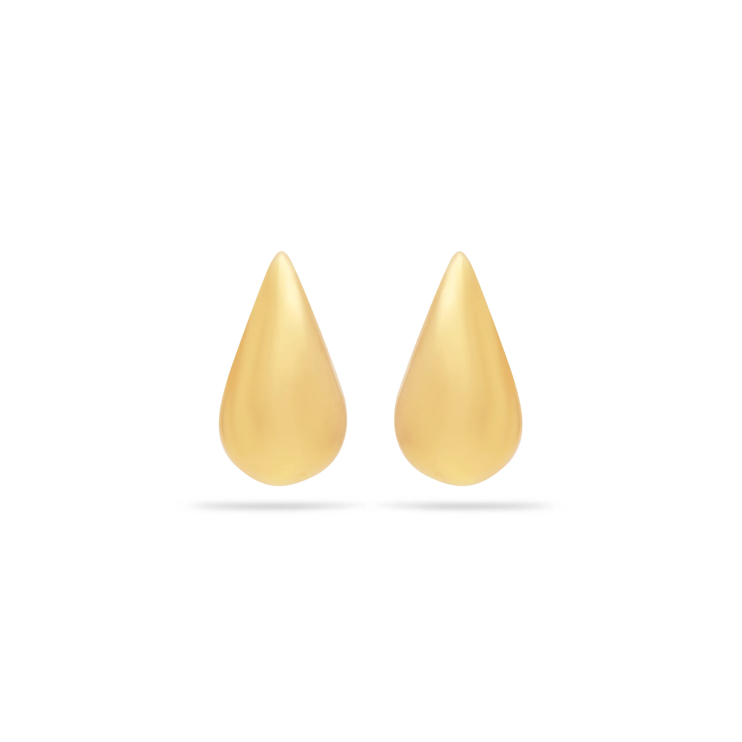 Classic Finely Detailed 18KT Yellow Gold Studs For Women