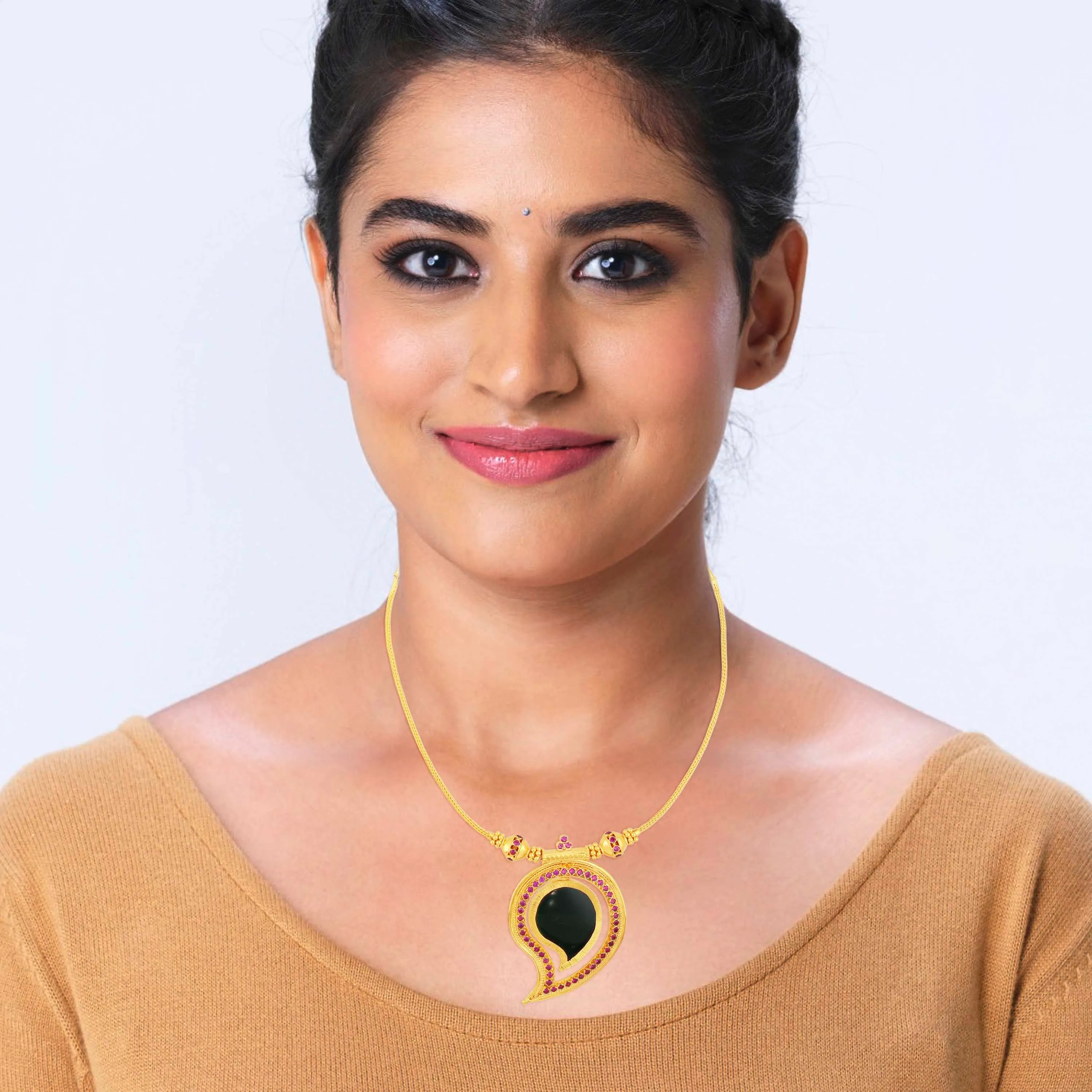 Traditionally Crafted Palakka Studded 22KT Gold Necklace