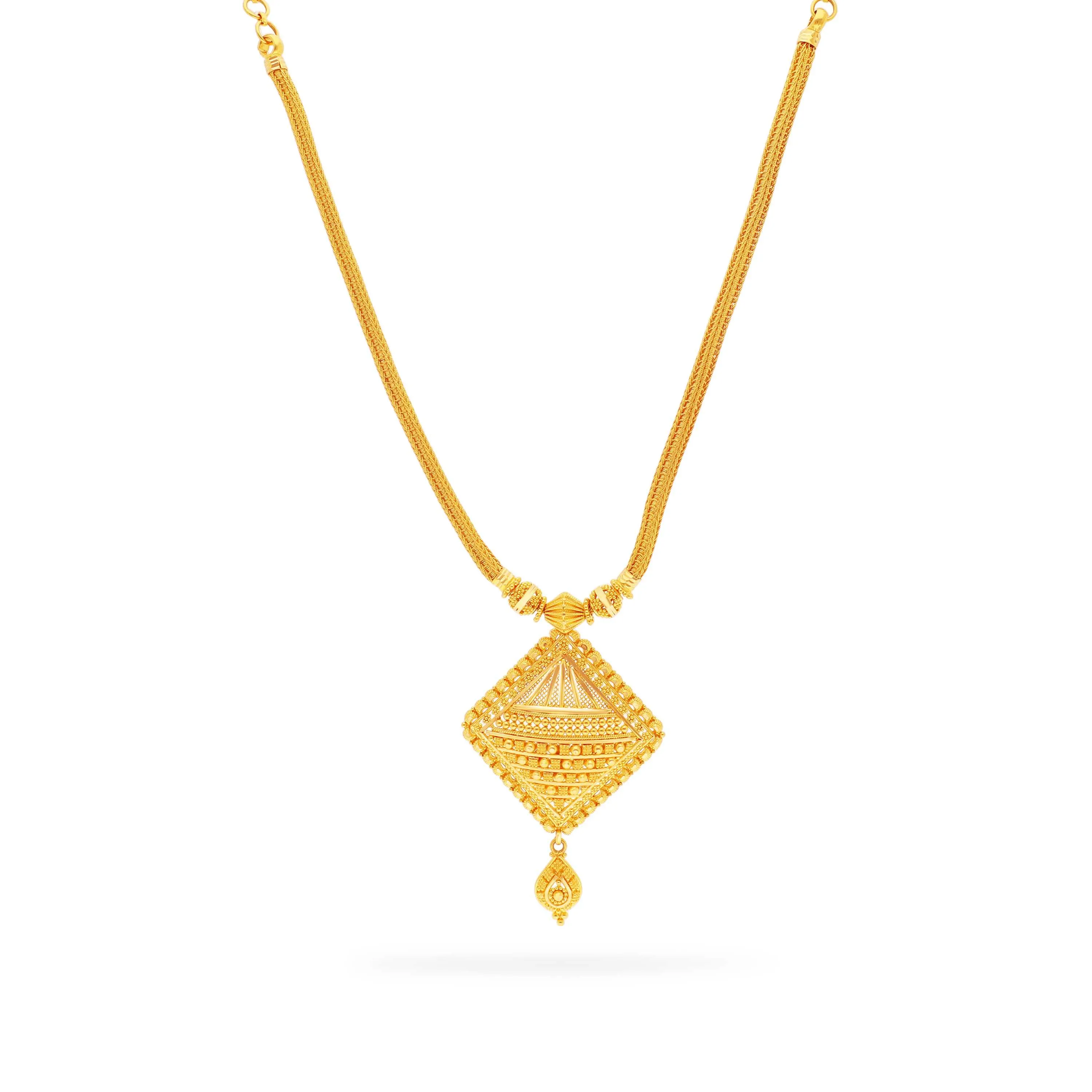Specially Crafted And Detailed 22KT Gold Necklace For Women
