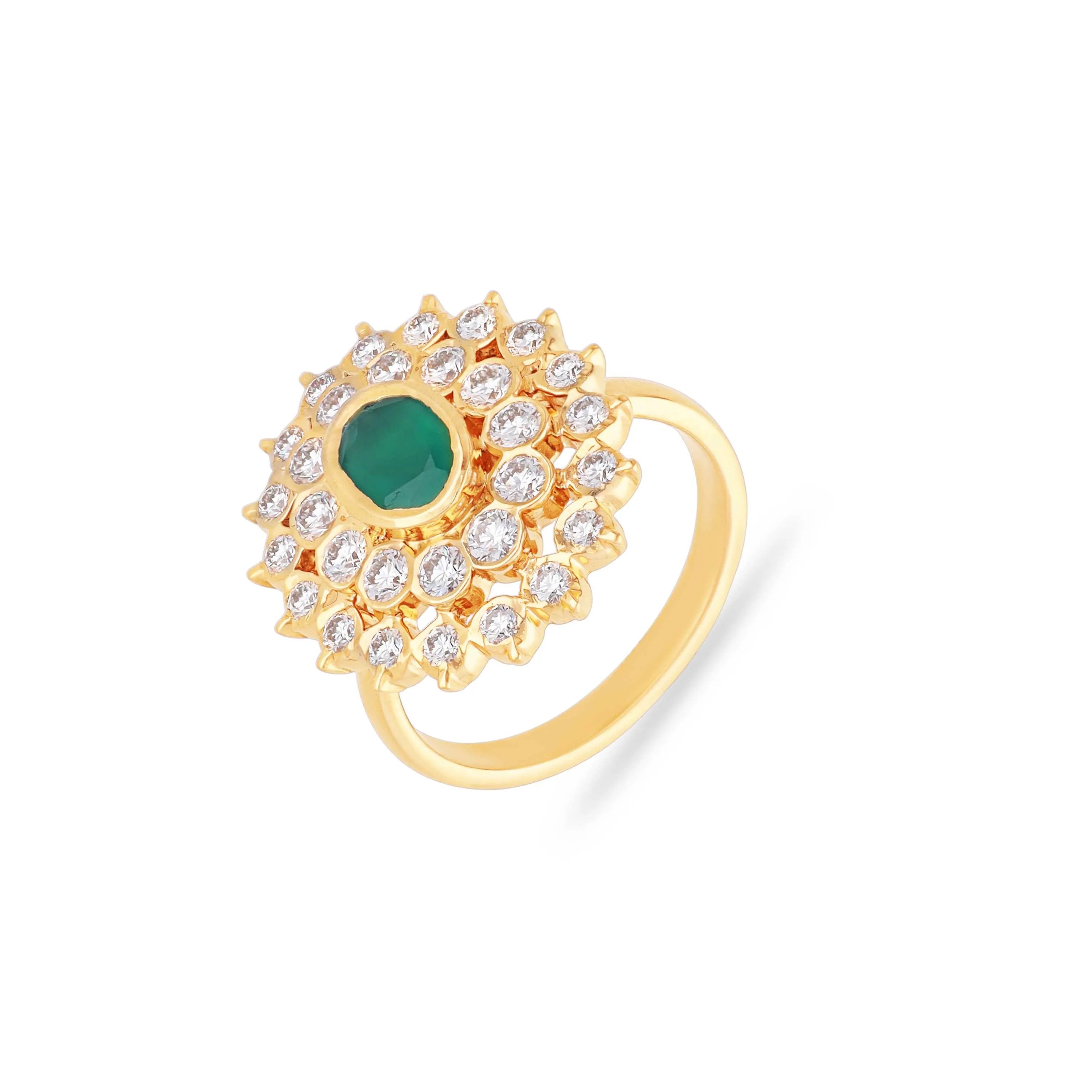 Colse Setting Charmingly Detailed And Diamond Studded 18KT Yellow Gold Close Setting Ring